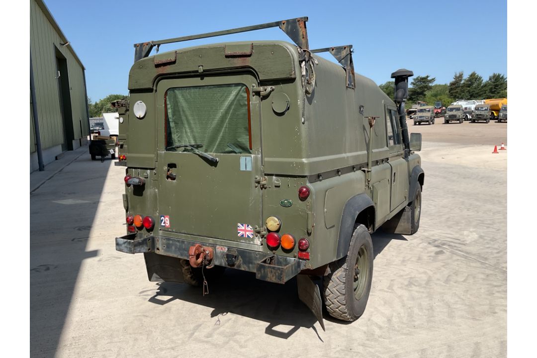 Rare Land Rover RHD 110 TUM FFR Wolf Hard Top Winter/Water, Direct from UK MOD - Image 23 of 35
