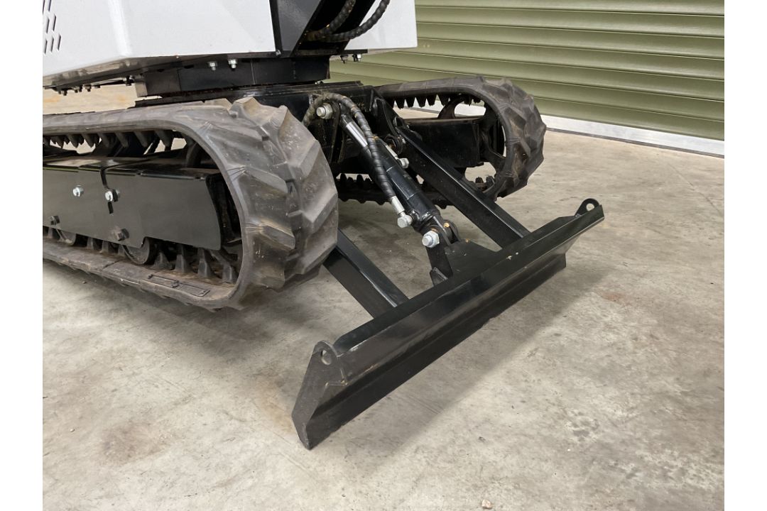 2025 Unissued JPC KV12 1070KG 12HP Diesel Rubber Track Mini Excavator c/w Front Blade etc - Image 5 of 27