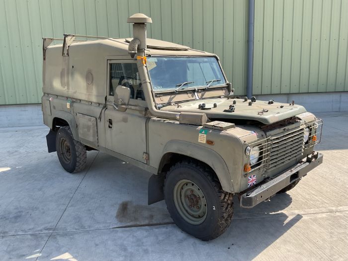 Rare Land Rover RHD 110 TUM FFR Wolf Hard Top Winter/Water, Direct from UK MOD