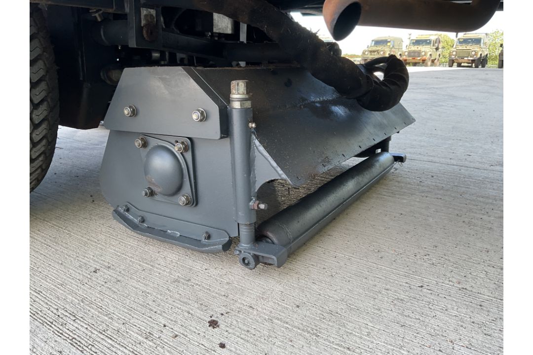 Roberine F3 3 Deck 4x4 Commercial Flail Mower, 3005 Hrs Only! Direct from UK Govt Dept - Image 21 of 26