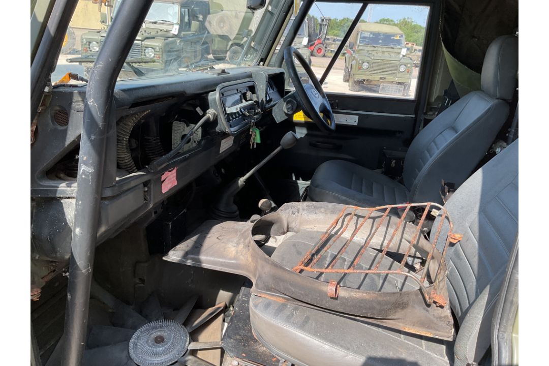 Rare Land Rover RHD 110 TUM FFR Wolf Hard Top Winter/Water, Direct from UK MOD - Image 30 of 35