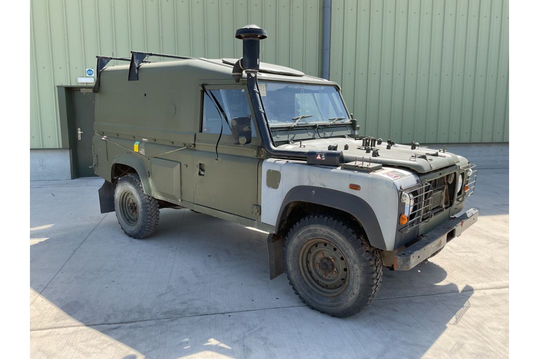Rare Land Rover RHD 110 TUM FFR Wolf Hard Top Winter/Water, Direct from UK MOD - Image 1 of 35