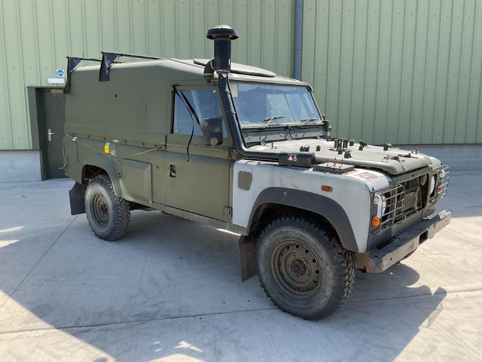 Rare Land Rover RHD 110 TUM FFR Wolf Hard Top Winter/Water, Direct from UK MOD