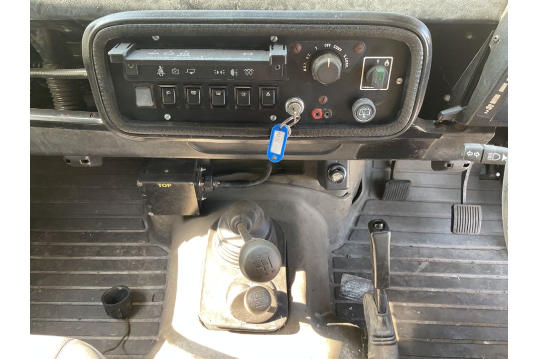 Rare Land Rover RHD 110 TUM FFR Wolf Hard Top Winter/Water, Direct from UK MOD - Image 28 of 35