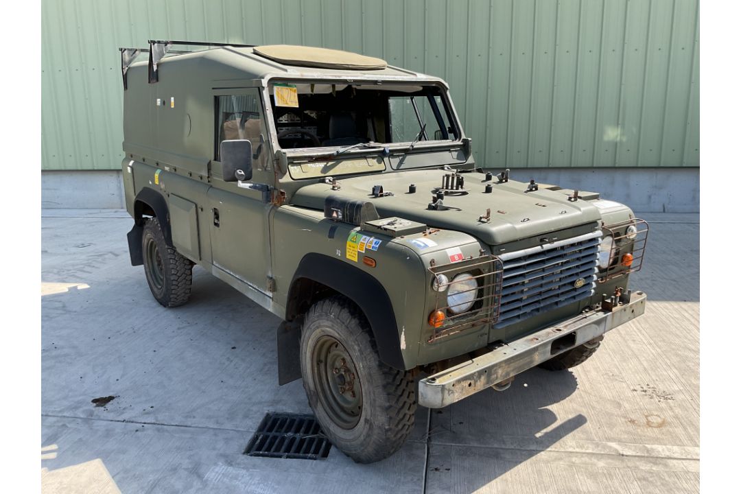 Rare Land Rover RHD 110 TUM FFR Wolf Hard Top Winter/Water, Direct from UK MOD - Image 34 of 35