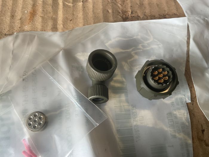Q50 New Unissued Clansman Amphenol Cable Plugs, Original Price £50-67 EACH, from MOD