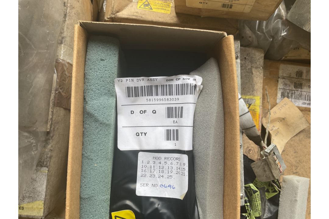 1 x Stillage Q75 Electronic Driver Units, from MOD labeled Serviceable - Image 5 of 6