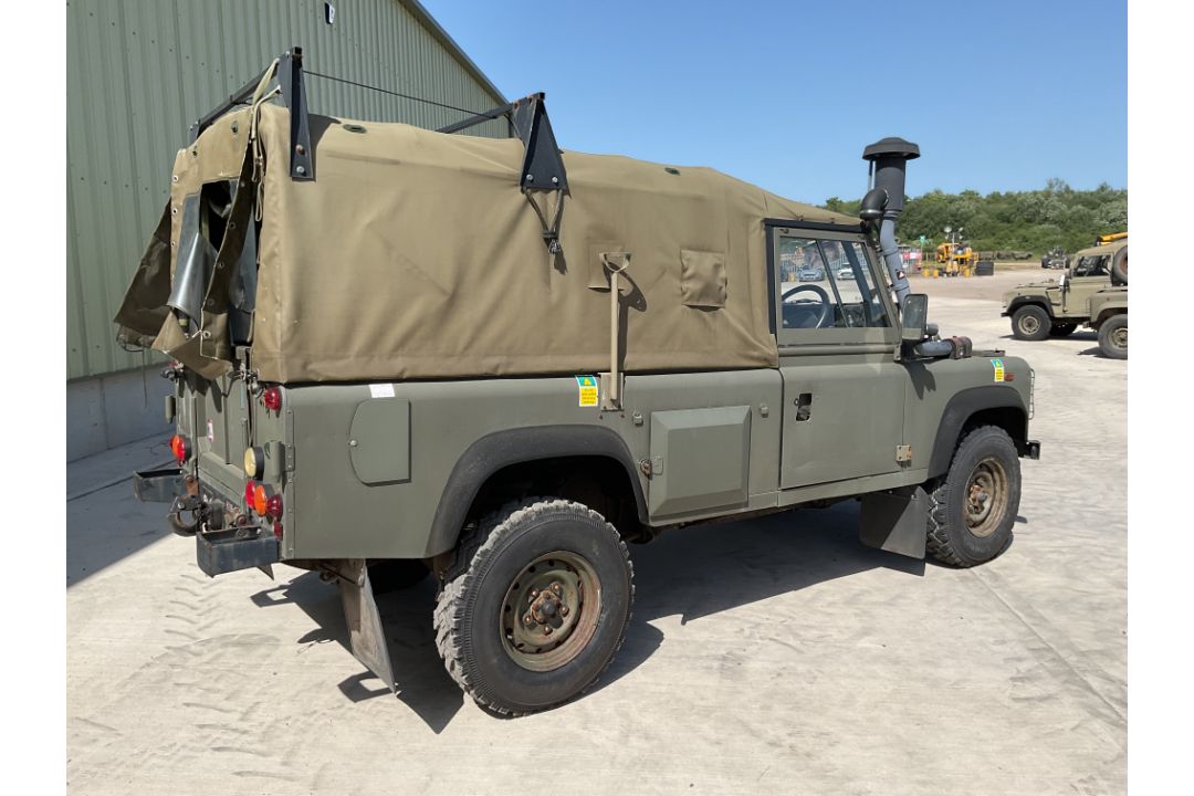 Rare Land Rover RHD 110 TUM FFR Wolf Soft Top Winter/Water, Direct from UK MOD - Image 14 of 37