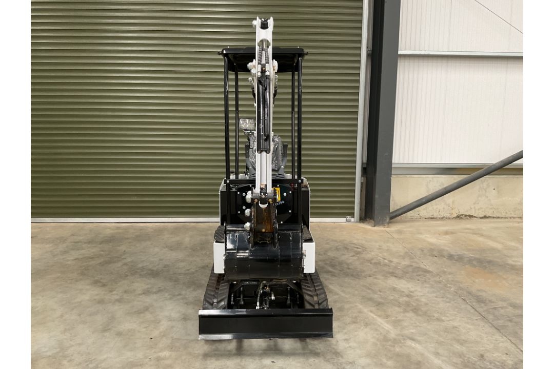 2025 Unissued JPC KV12 1070KG 12HP Diesel Rubber Track Mini Excavator c/w Front Blade etc - Image 10 of 27