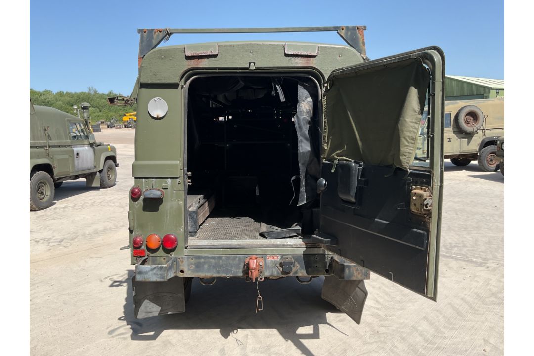 Rare Land Rover RHD 110 TUM FFR Wolf Hard Top Winter/Water, Direct from UK MOD - Image 18 of 35