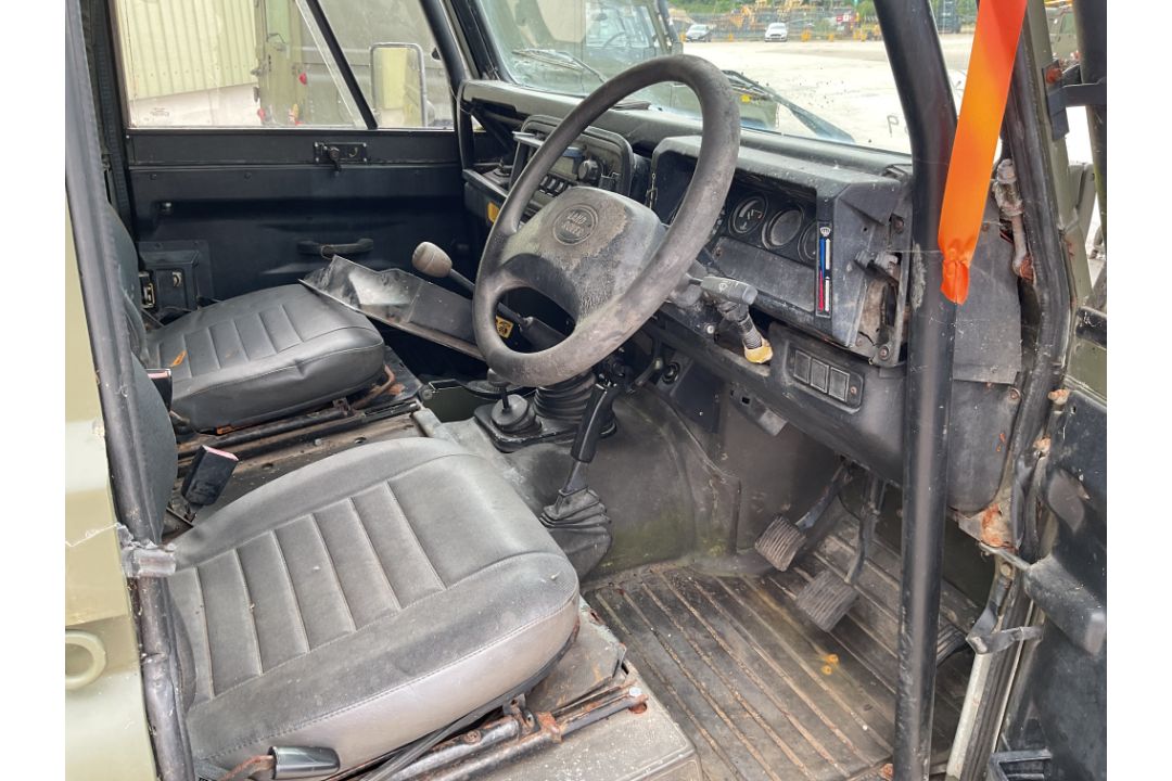 Rare Land Rover RHD 110 TUM Wolf Hard Top Winter/Water, Direct from UK MOD - Image 22 of 32
