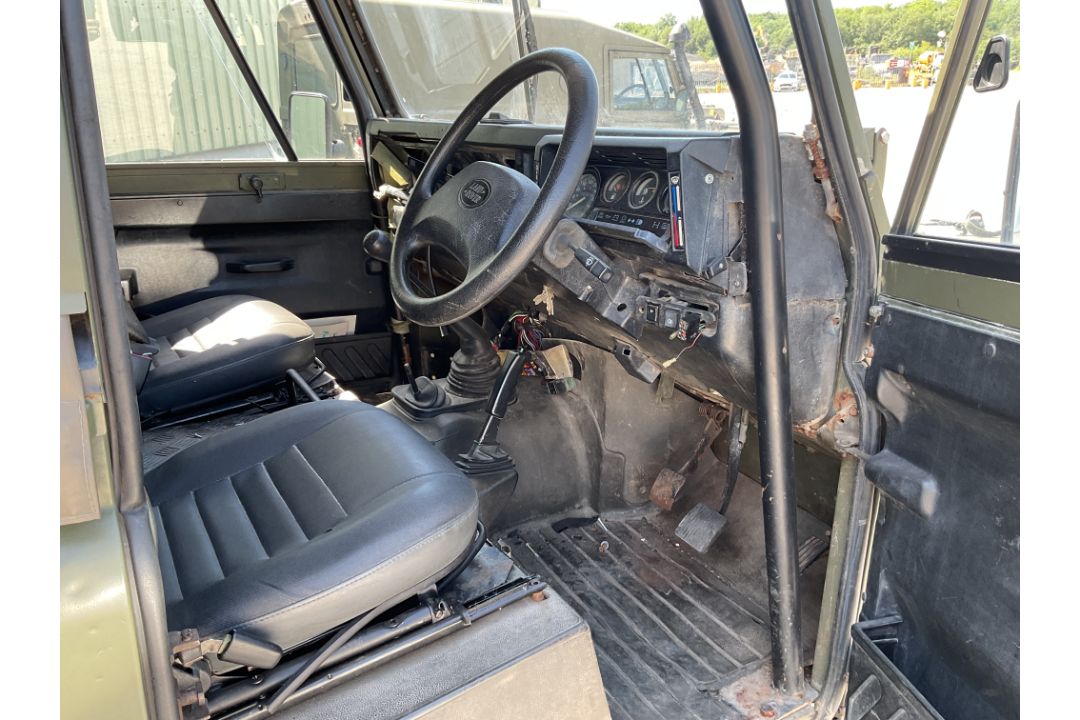 Land Rover 110 TUM Wolf RHD Soft Top, Direct from UK MOD - Image 26 of 35