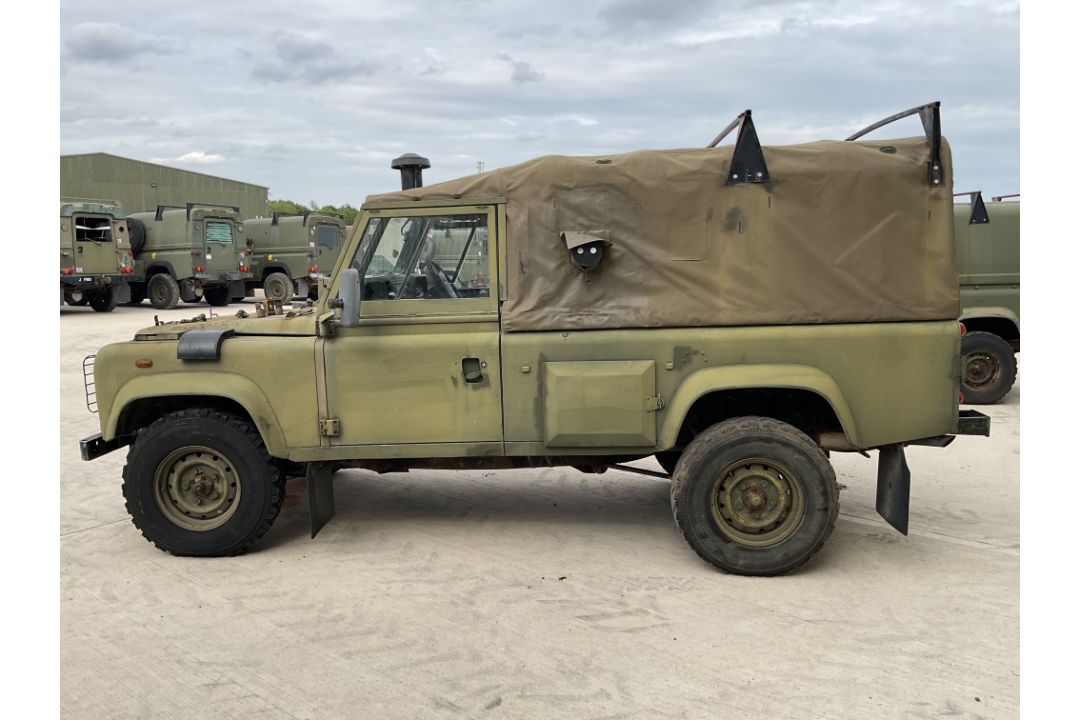 Rare Land Rover RHD 110 TUM Wolf Soft Top Winter/Water, Direct from UK MOD - Image 10 of 35