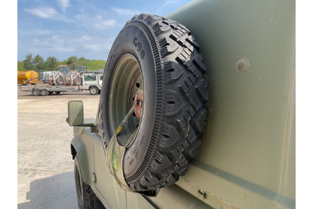 Rare Land Rover RHD 110 TUM Wolf Hard Top Winter/Water, Direct from UK MOD - Image 18 of 35