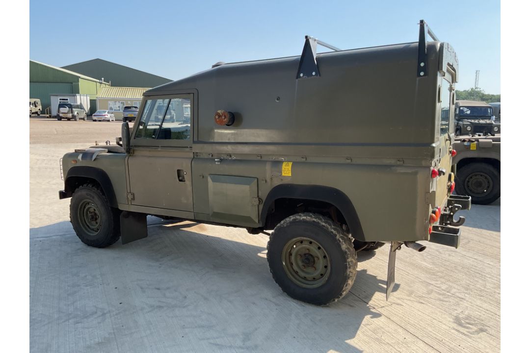 Rare Land Rover RHD 110 TUM FFR Wolf Hard Top Winter/Water, Direct from UK MOD - Image 17 of 35