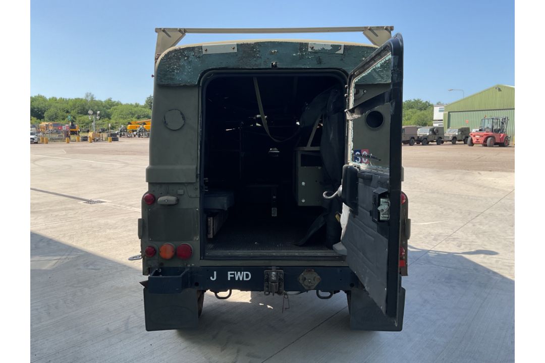 Rare Land Rover RHD 110 TUM FFR Wolf Hard Top Winter/Water, Direct from UK MOD - Image 18 of 35
