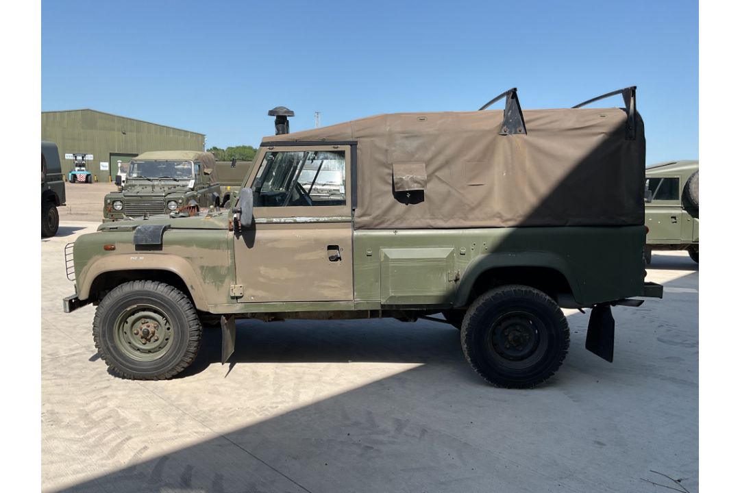 Rare Land Rover RHD 110 TUM Wolf Soft Top Winter/Water, Direct from UK MOD - Image 10 of 36