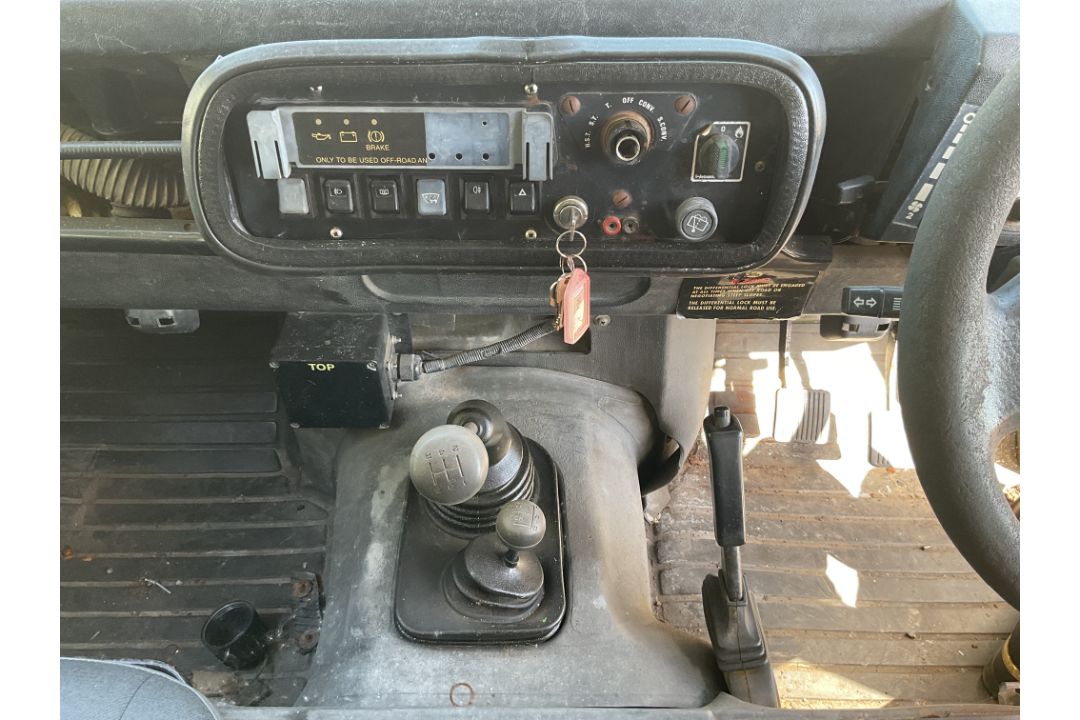 Rare Land Rover RHD 110 TUM FFR Wolf Soft Top Winter/Water, Direct from UK MOD - Image 30 of 37