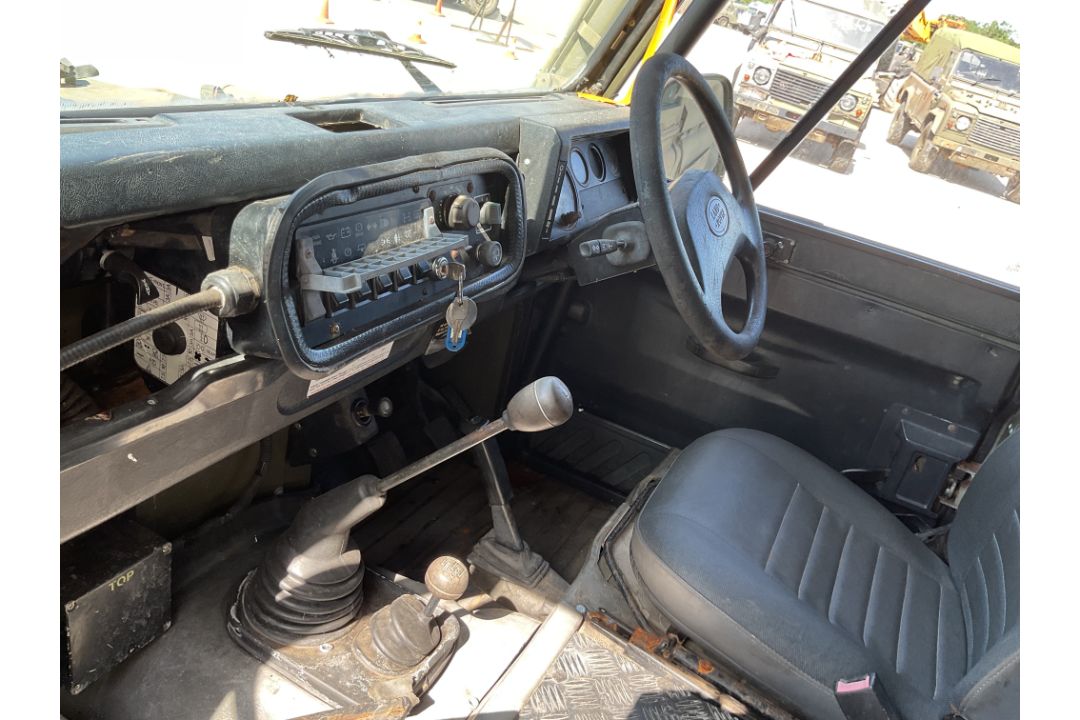 Rare Land Rover RHD 110 TUM FFR Wolf Hard Top Winter/Water, Direct from UK MOD - Image 32 of 35