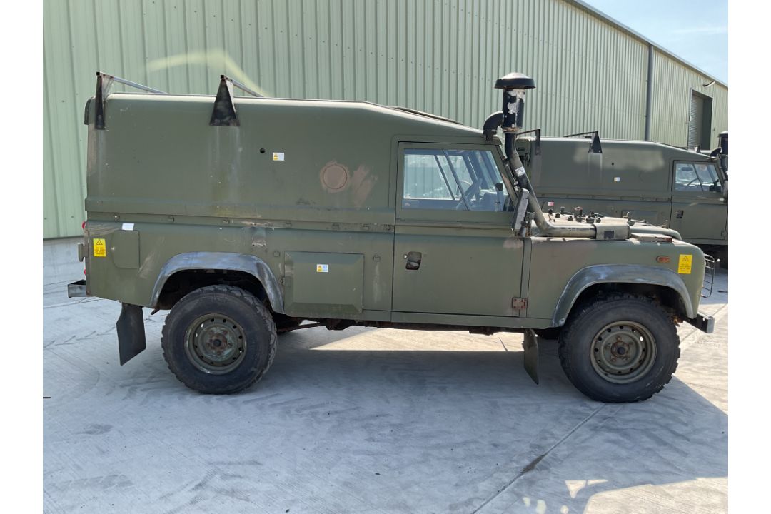 Rare Land Rover RHD 110 TUM FFR Wolf Hard Top Winter/Water, Direct from UK MOD - Image 2 of 35