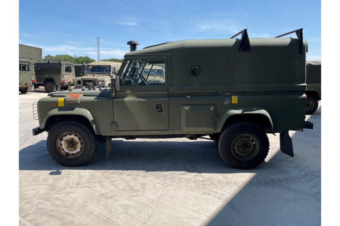 Rare Land Rover RHD 110 TUM Wolf Hard Top Winter/Water, Direct from UK MOD - Image 10 of 35