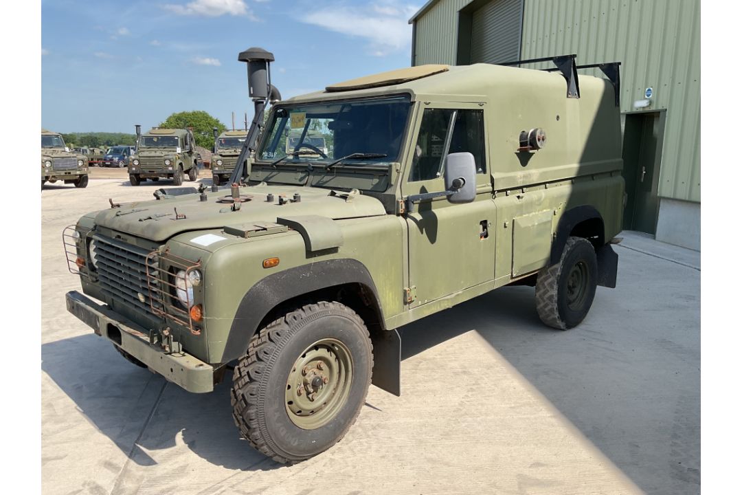 Rare Land Rover RHD 110 TUM FFR Wolf Hard Top Winter/Water, Direct from UK MOD - Image 9 of 35