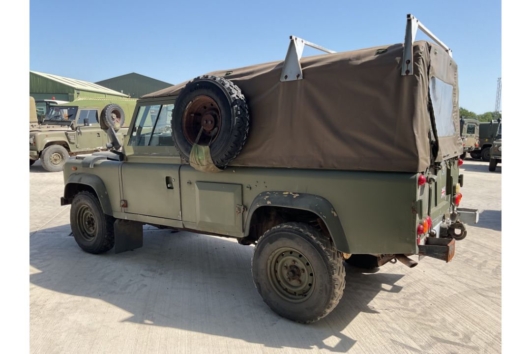 Rare Land Rover RHD 110 TUM FFR Wolf Soft Top Winter/Water, Direct from UK MOD - Image 17 of 37