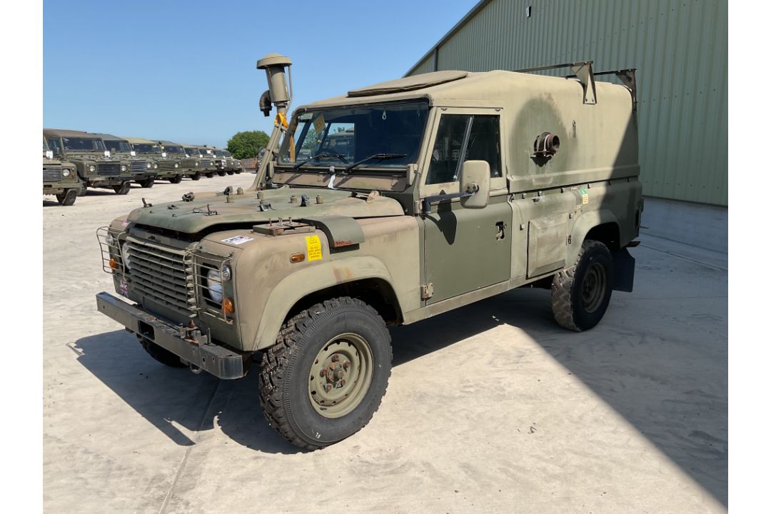 Rare Land Rover RHD 110 TUM FFR Wolf Hard Top Winter/Water, Direct from UK MOD - Image 9 of 35