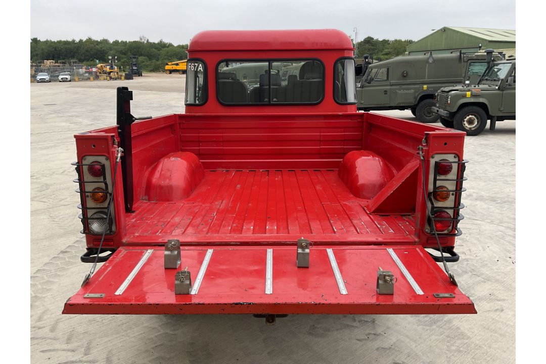 Land Rover Defender 130 Double Cab High Capacity Pick Up 2.2 TDI RHD, low miles! Direct UK MOD - Image 28 of 36