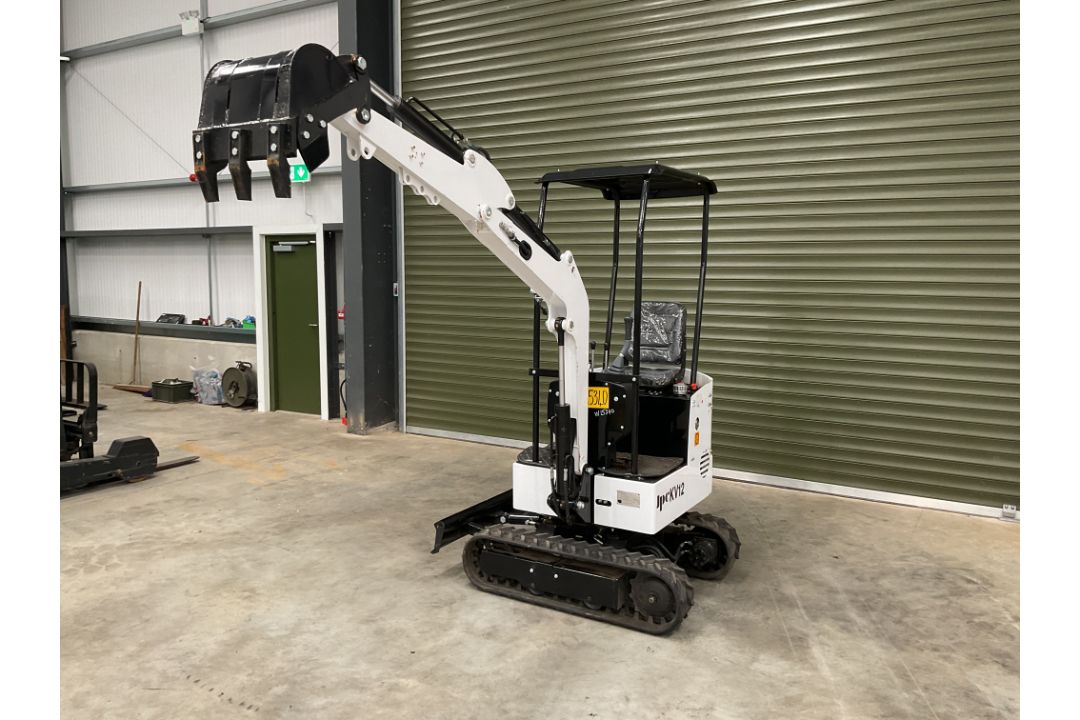 2025 Unissued JPC KV12 1070KG 12HP Diesel Rubber Track Mini Excavator c/w Front Blade etc - Image 7 of 27