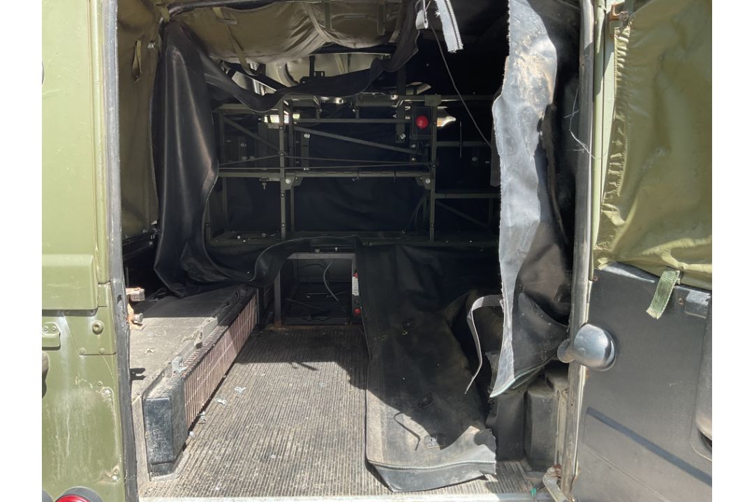 Rare Land Rover RHD 110 TUM FFR Wolf Hard Top Winter/Water, Direct from UK MOD - Image 19 of 35
