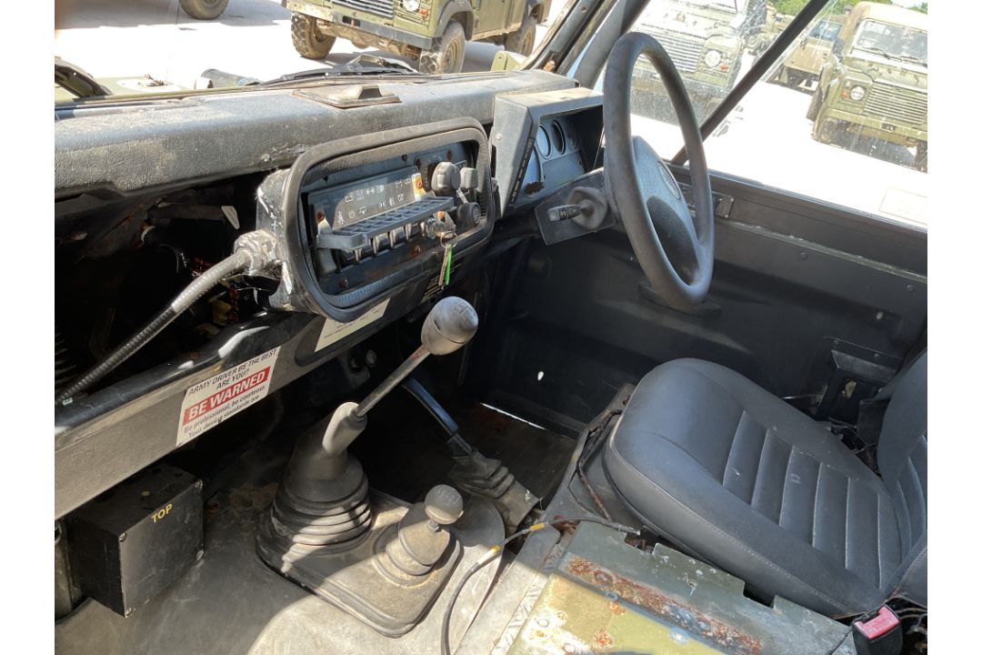 Rare Land Rover RHD 110 TUM FFR Wolf Hard Top Winter/Water, Direct from UK MOD - Image 32 of 35