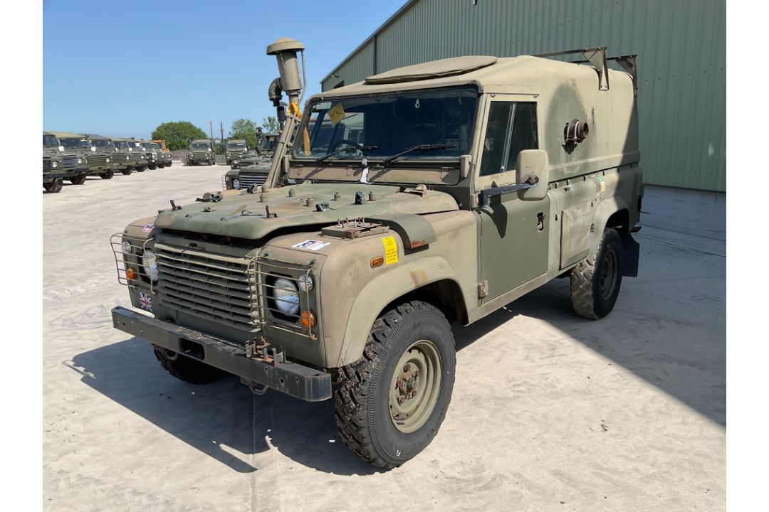Rare Land Rover RHD 110 TUM FFR Wolf Hard Top Winter/Water, Direct from UK MOD - Image 33 of 35
