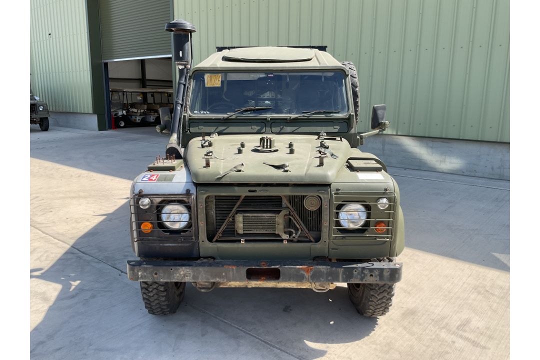 Rare Land Rover RHD 110 TUM FFR Wolf Hard Top Winter/Water, Direct from UK MOD - Image 6 of 35