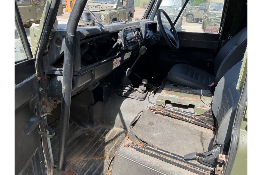 Rare Land Rover RHD 110 TUM FFR Wolf Hard Top Winter/Water, Direct from UK MOD - Image 30 of 35