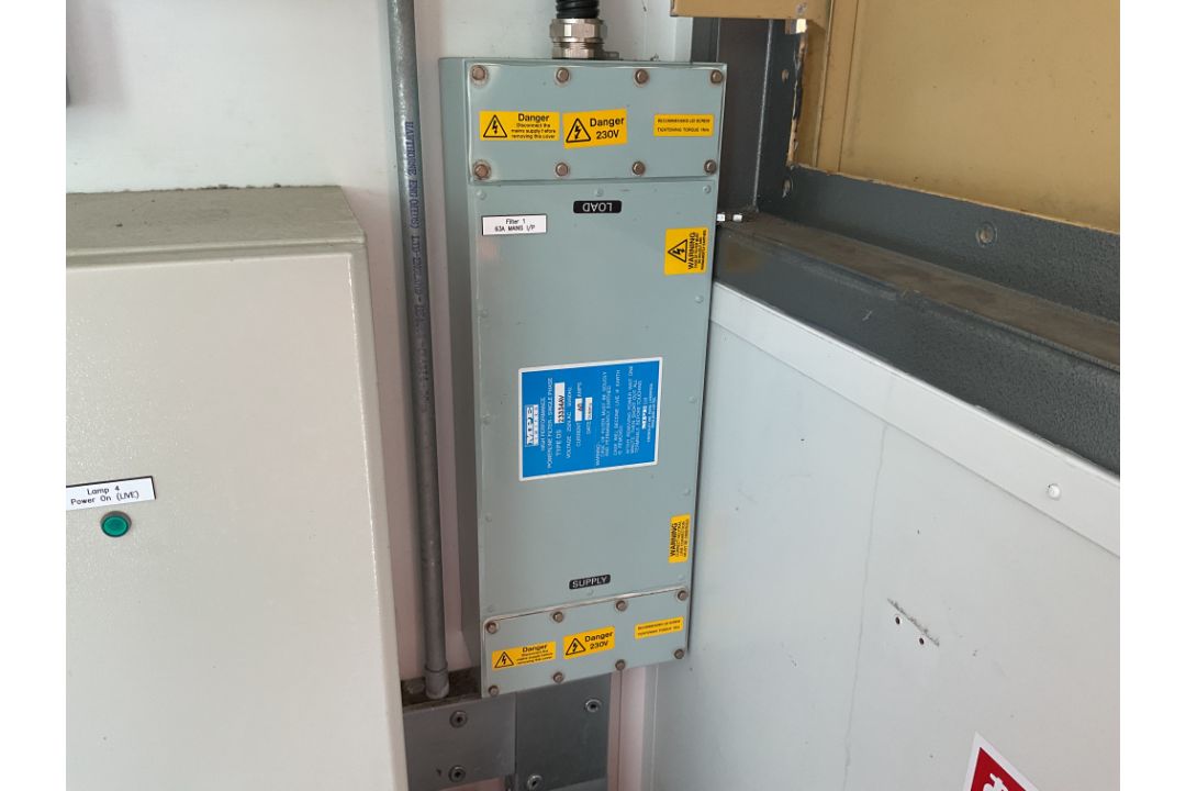 20ft Drops Demountable Hook Loader Secure Coms / Office Container, Direct from MOD - Image 9 of 32