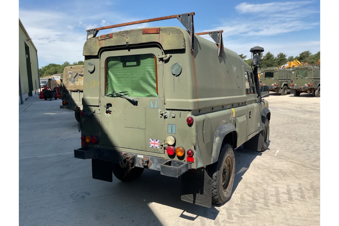 Rare Land Rover RHD 110 TUM Wolf Hard Top Winter/Water, Direct from UK MOD - Image 23 of 35
