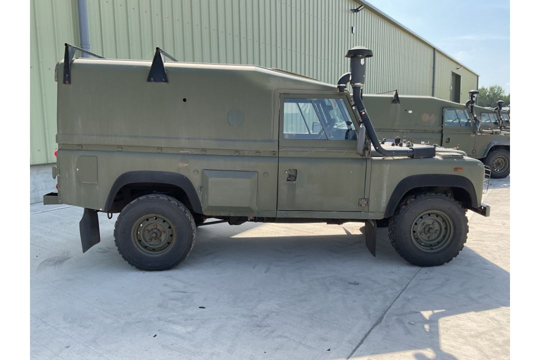 Rare Land Rover RHD 110 TUM FFR Wolf Hard Top Winter/Water, Direct from UK MOD - Image 2 of 35