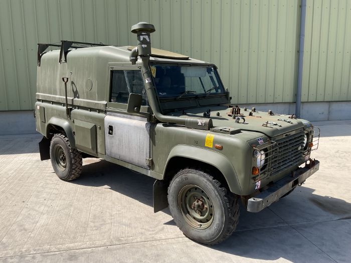 Rare Land Rover RHD 110 TUM FFR Wolf Hard Top Winter/Water, Direct from UK MOD