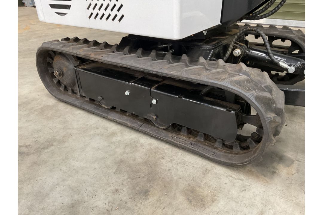 2025 Unissued JPC KV12 1070KG 12HP Diesel Rubber Track Mini Excavator c/w Front Blade etc - Image 13 of 27