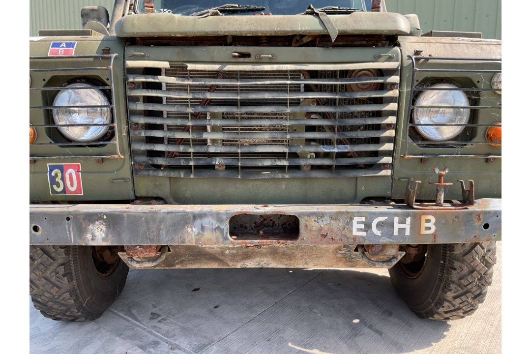 Rare Land Rover RHD 110 TUM FFR Wolf Hard Top Winter/Water, Direct from UK MOD - Image 7 of 35
