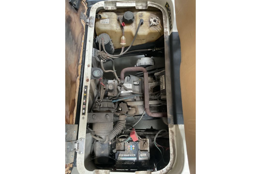 Very Low Hours Cushman 8 Seat Petrol Engine Auto Start Buggy, c/w Lights, Roof etc, from Govt Dept - Image 13 of 15