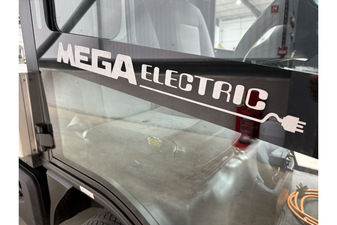 Mega E Worker Electric Truck, from MOD - Image 21 of 23