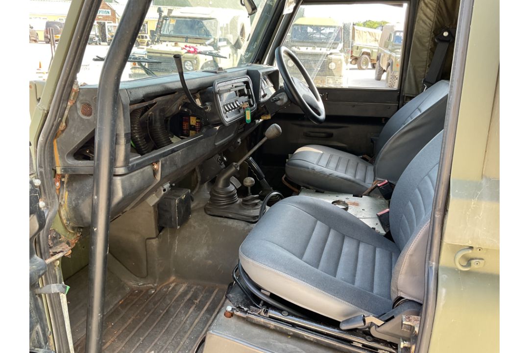 Rare Land Rover RHD 110 TUM Wolf Hard Top Winter/Water, Direct from UK MOD - Image 30 of 35