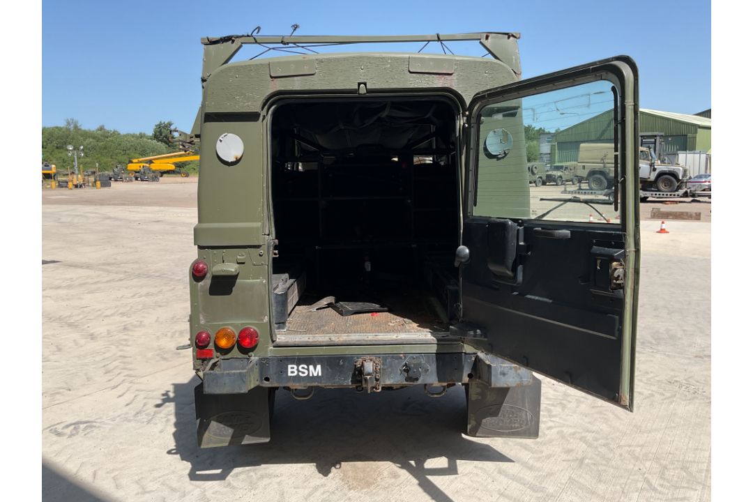 Rare Land Rover RHD 110 TUM FFR Wolf Hard Top Winter/Water, Direct from UK MOD - Image 18 of 35