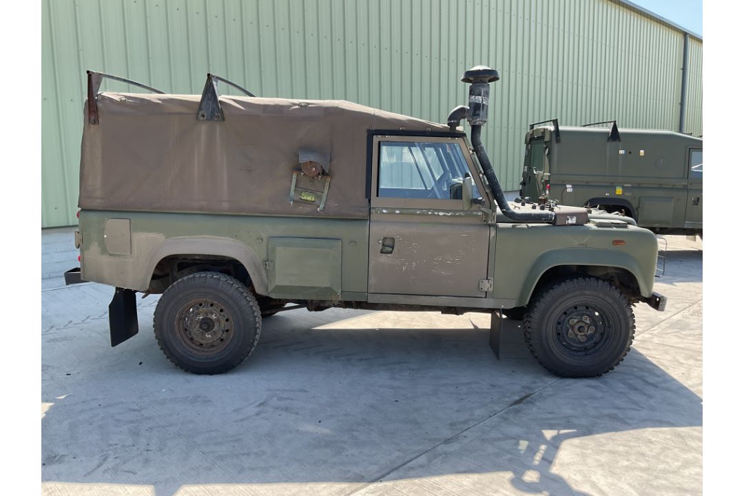 Rare Land Rover RHD 110 TUM Wolf Soft Top Winter/Water, Direct from UK MOD - Image 2 of 36