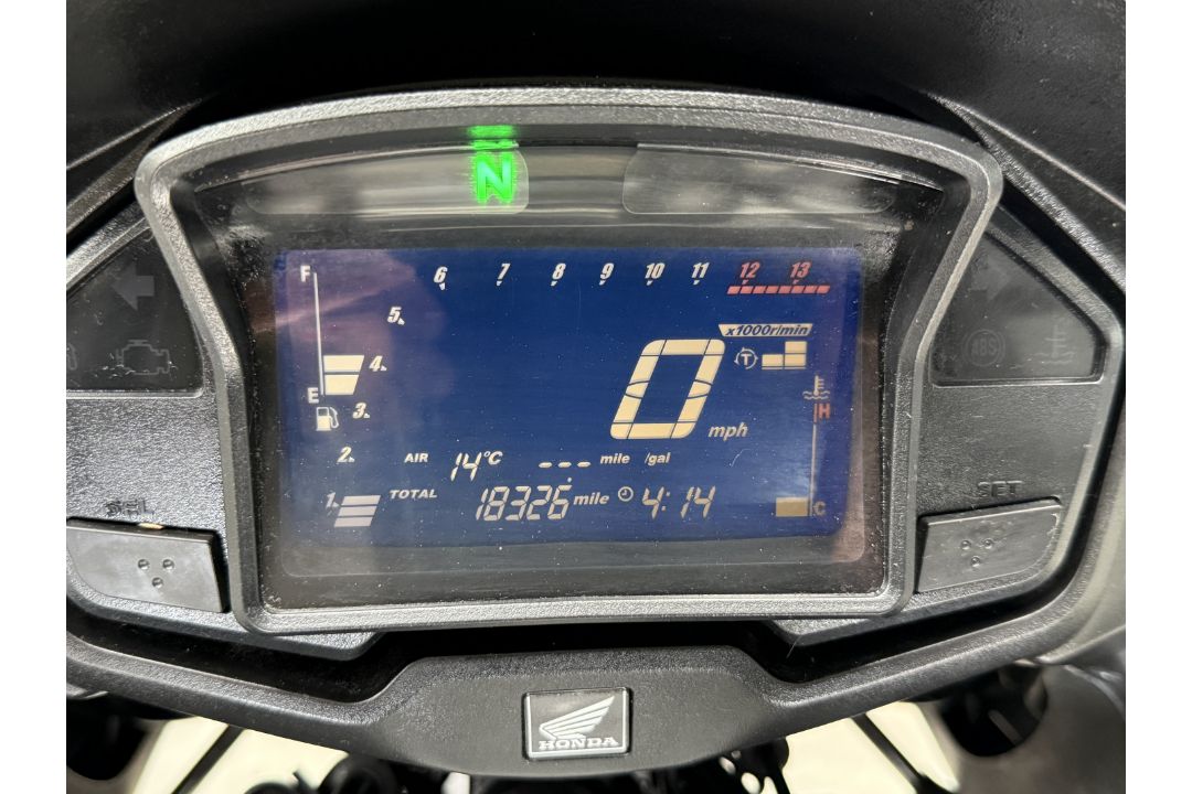 2016 Honda VFR 8000 X-F Motorcycle, Recently released from UK Govt Department/Police Force - Image 26 of 30