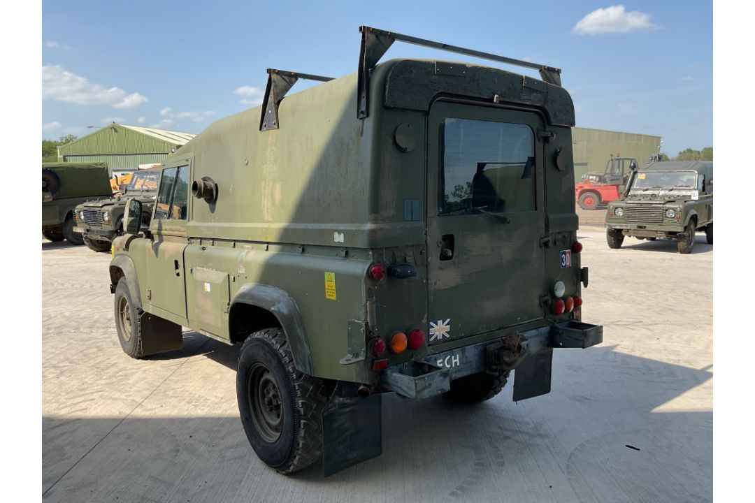 Rare Land Rover RHD 110 TUM FFR Wolf Hard Top Winter/Water, Direct from UK MOD - Image 24 of 35