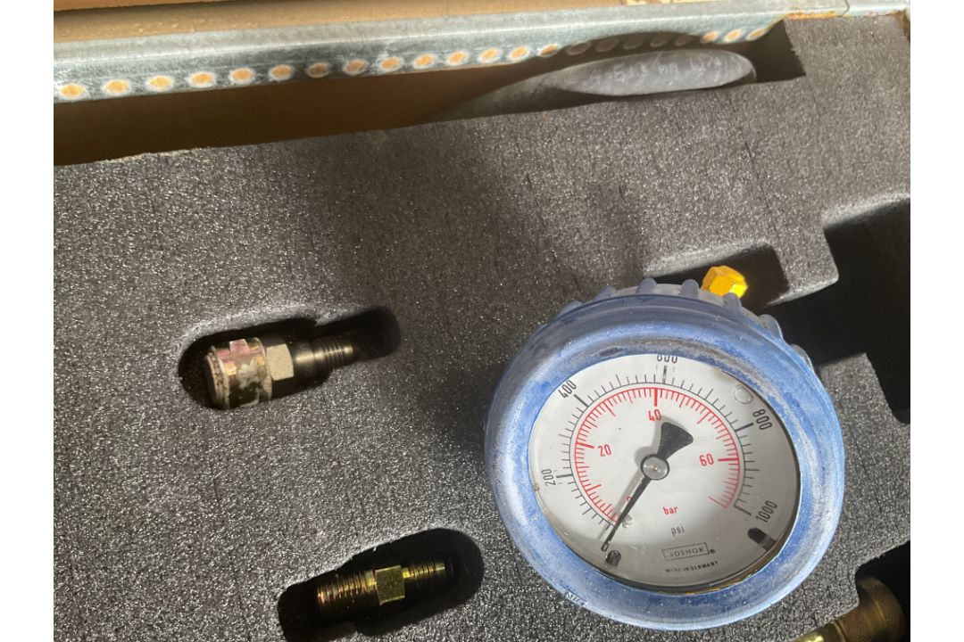 4x New Unissued Hydraulic Test Kits for Vehicles / Plant etc, from MOD - Image 8 of 9