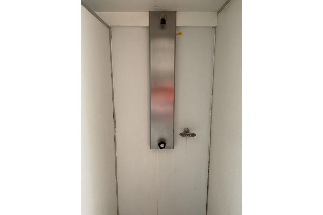 20ft x 8ft Demountable Drops/Hook Loader Ablution Container c/w Twist Locks, from UK MOD - Image 12 of 25